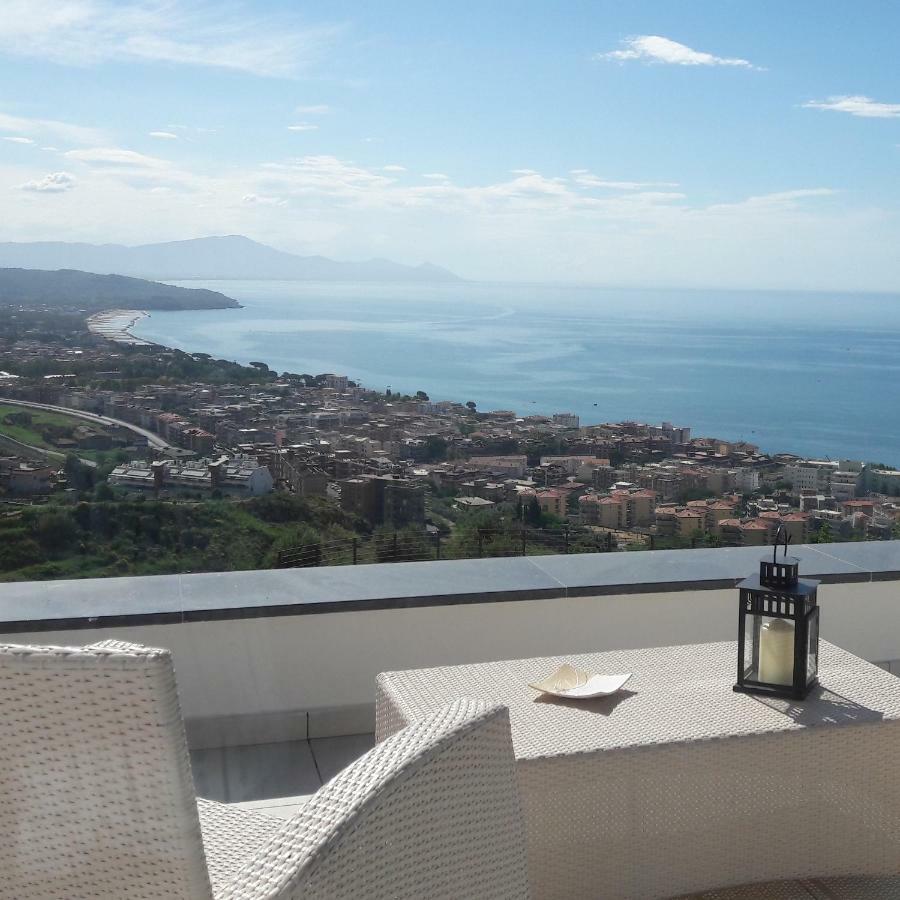 פורמיה Villa Treglia B&B מראה חיצוני תמונה